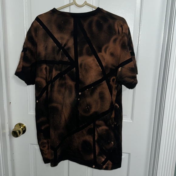 Handmade tee t-shirt bleach with rhinestone stars size 2XL new - Picture 3 of 3